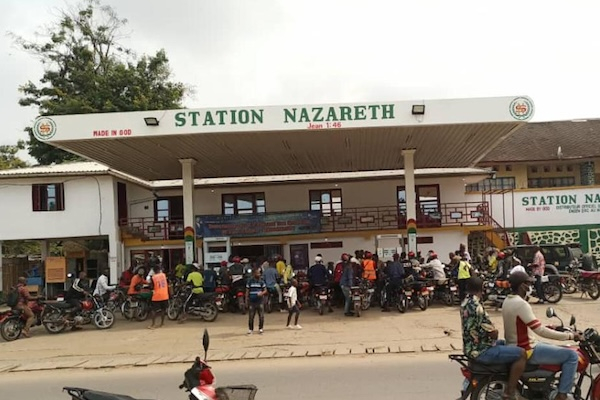 Kindu : le litre de carburant grimpe à 10 000 FC, en violation du prix officiel