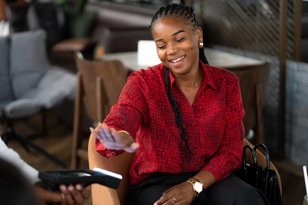 Paiements: MainMoney lance une solution sans carte ni téléphone