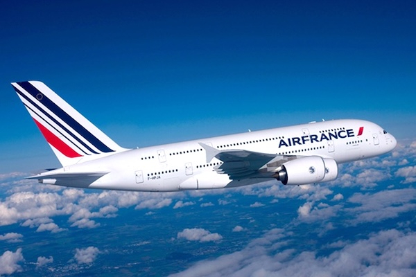 Air France Suspends Kinshasa-Paris Route After Passenger Tests Positive for Ebola