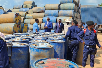 tshopo-les-autorites-resserrent-le-controle-sur-la-vente-des-carburants-a-kisangani