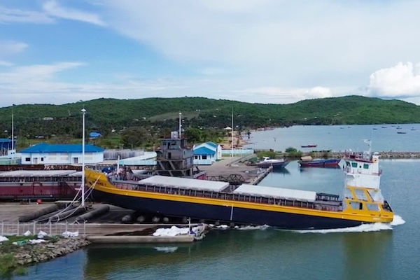 Lac Tanganyika : Zijin Mining déploie 4 navires pour évacuer le lithium de Manono