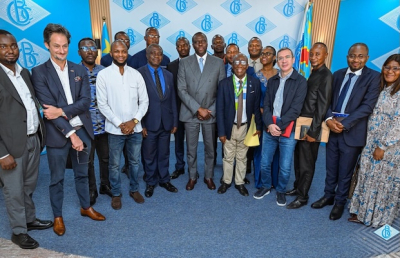 Transfert d’argent : la BCC pousse pour l’usage du franc congolais
