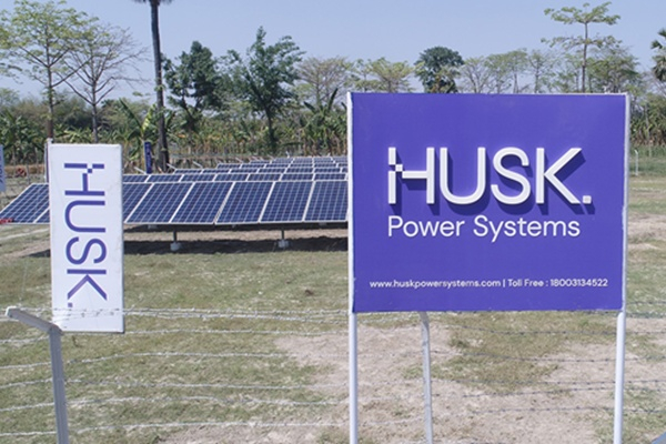 Électricité : Husk Power annonce son arrivée en RDC avec un appui de 500 000 $ d’Acumen