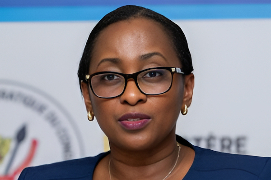 marie-gabrielle-opese-advocates-a-gradual-and-pragmatic-move-away-from-cash-in-the-drc