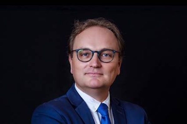 Fibre optique : FAST Congo mise sur Gaëtan Soltesz pour son offensive commerciale