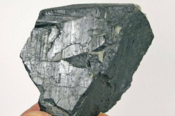 Tantalite: Prices Jump 25%, Spurred by Conflict in the DR Congo, a Major Supplier