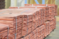Copper Nears $13,000 a Tonne in London as Supply Worries Grow