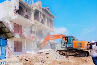 spurred-by-recent-floods-drc-authorities-to-demolish-buildings-in-kinshasa